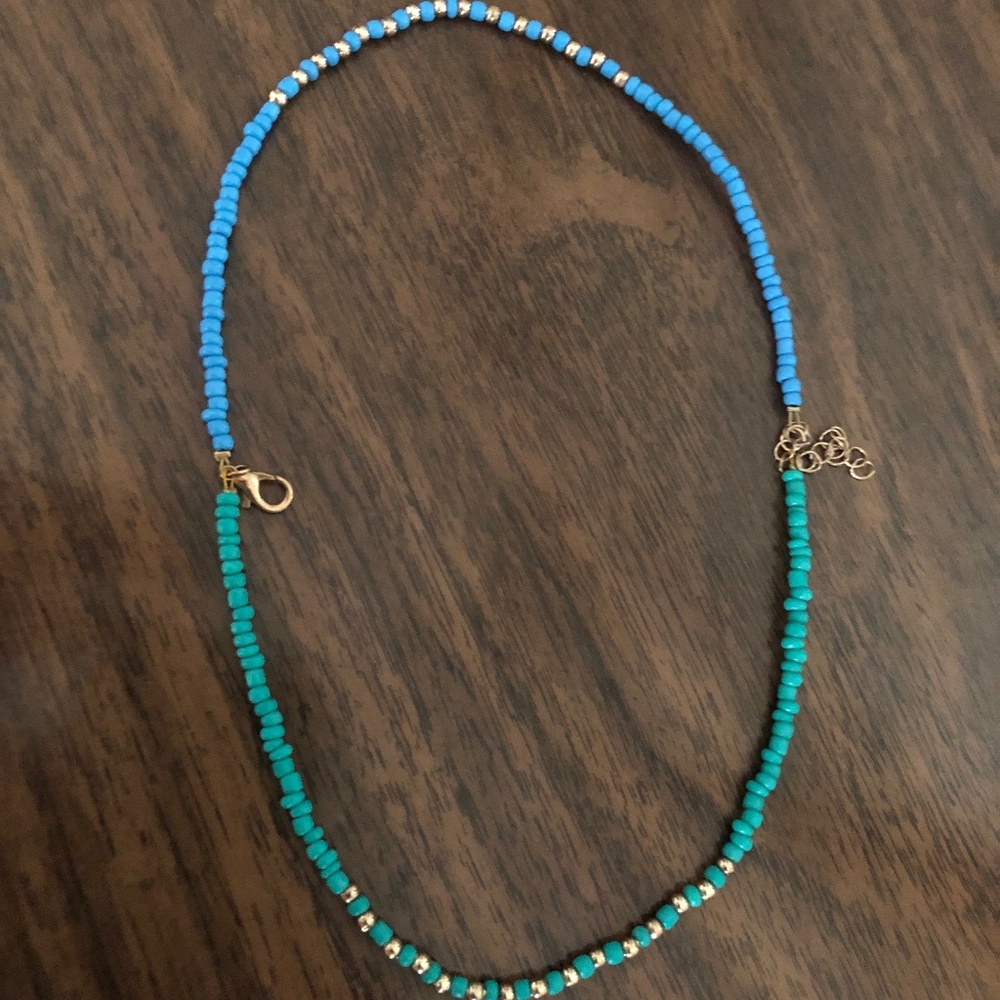 A beach vibes necklace